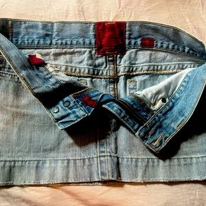Hollister denim skirt size 3